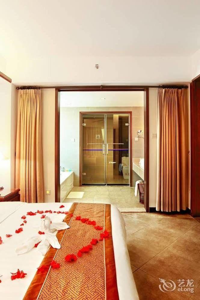 Haiyue Bay Holiday Hotel Sanya Esterno foto